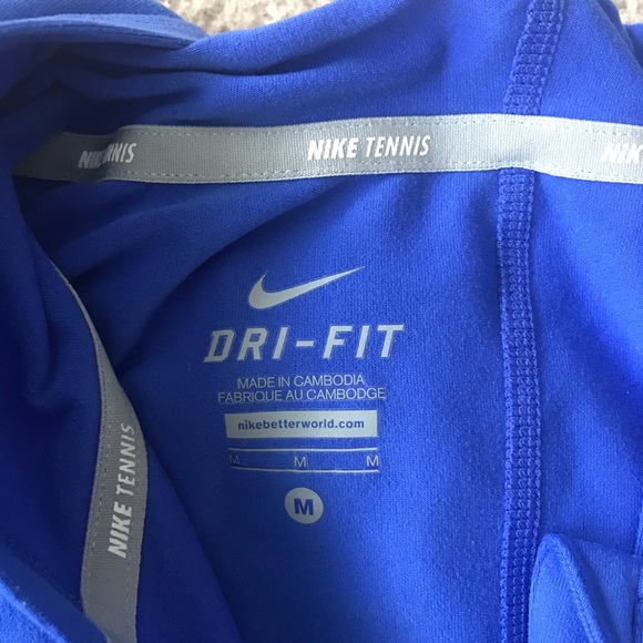 Nike pullover - Picture 2 of 5